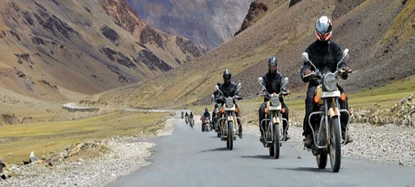 Ladakh Bike Trip – from Manali